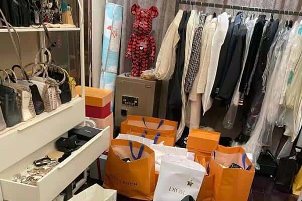 郑州回收一线品牌衣服